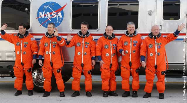 Endeavour Astronauts Take Part In Terminal Countdown Termination Test