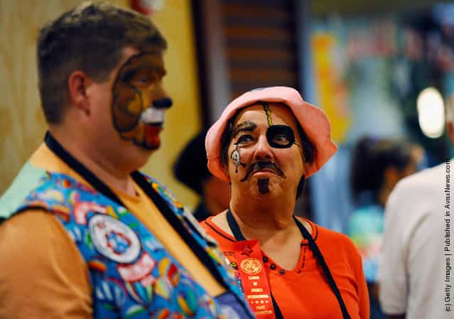 Annual Clown Convention Celebrates Serious Clown Skills