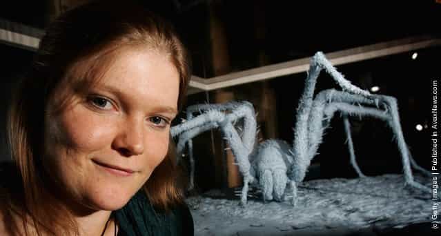British Artist Unveils Giant Blu-Tack Sculpture