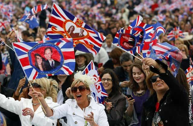Royal Wedding: Thousands Of Well-wishers Flock To Witness The Happy Day