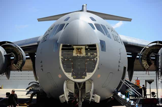 Boeing Delivers First C-17 Globemaster III To United Arab Emirates Air Force