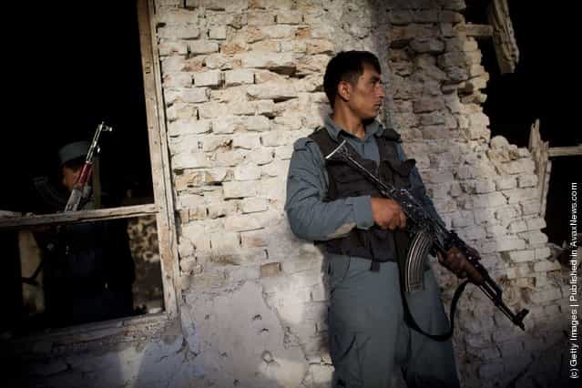 Afghan Police Secure Locations In Kandahar After Taliban Attack