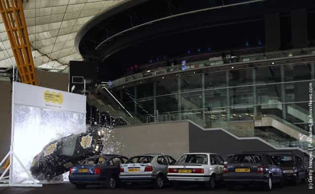 Stunt Driver Rocky Taylors World Record Attempt At The O2 Arena