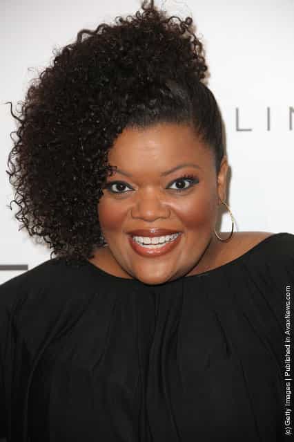 Actress Yvette Nicole Brown attends the 5th Annual ESSENCE Black Women in Hollywood Luncheon at the Beverly Hills Hotel
