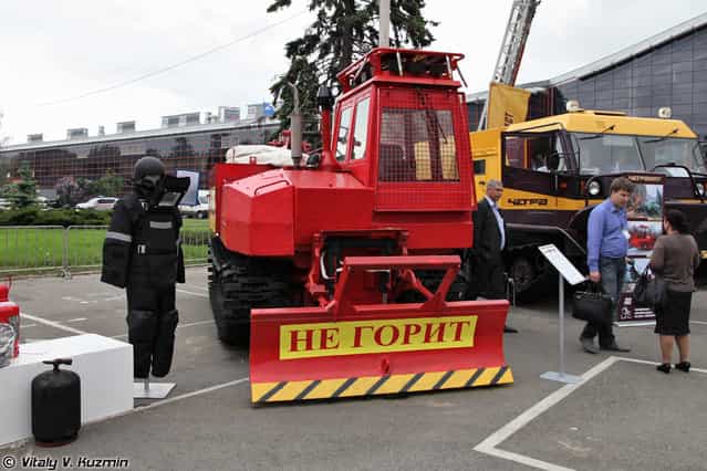 Fire fighting tractor Onezhets-310
