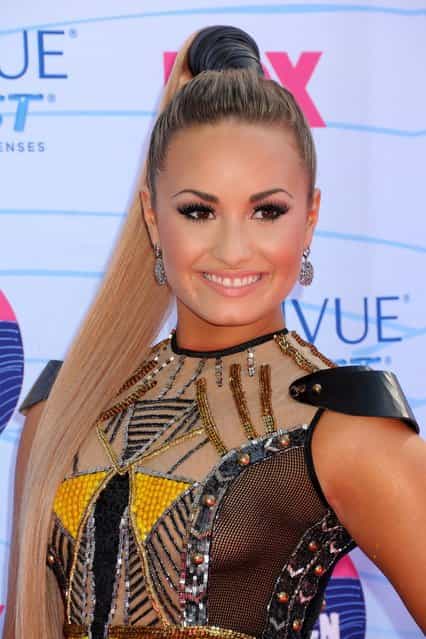 Singer/actress Demi Lovato arrives at the 2012 Teen Choice Awards at Gibson Amphitheatre on July 22, 2012 in Universal City, California. (Photo by Jason Merritt)