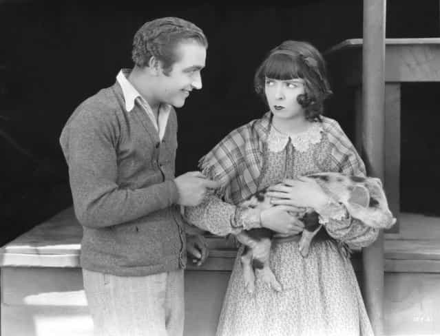 James Hall and Colleen Moore (1900–1988) star in the film [Smiling Irish Eyes], circa 1929. This is Colleen's first talking picture. (Photo by Hulton Archive)