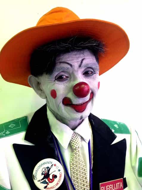 Whiteface clown Burbujita. (Photo by Anita Baca/AP Photo)