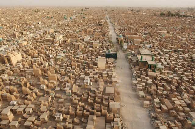The [Valley of Peace] cemetery in Najaf, 160 km (100 miles) south of Baghdad, Iraq, is seen in this general view taken April 1, 2013. (Photo by Haider Ala/Reuters)