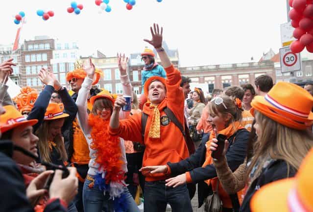 A general view of celebrations for the inauguration of King Willem Alexander of the Netherlands as Queen Beatrix of the Netherlands abdicates on April 30, 2013 in Amsterdam, Netherlands, on April 30, 2013. (Photo by Chris Jackson/Getty Images)