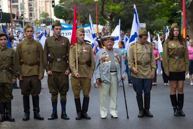 The traditional Victory Parade in Ashdod, Israel May 9, 2013. (Photo by seroleg7)