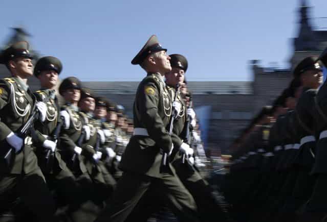 Russian servicemen take part in the Victory Parade on Moscow's Red Square May 9, 2013. (Photo by Sergei Karpukhin/Reuters)
