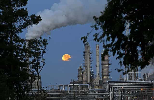 A refinery in Norco, Louisiana, on Sunday. (Photo by Gerald Herbert/Associated Press)