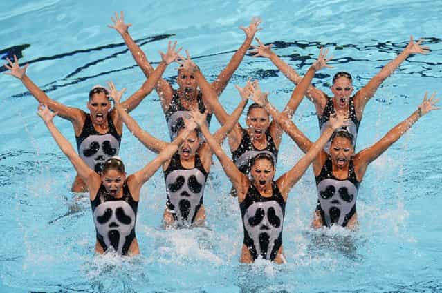 It's a scream: Mexico's synchronised swimming team compete in the synchronised swimming competition in the FINA World Championships in Barcelona. (Photo by Lluis Gene/AFP Photo)