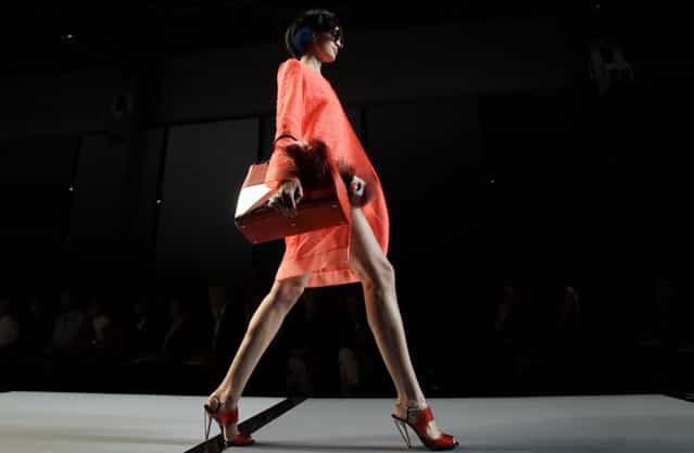 A model presents a creation from the Fendi Spring/Summer 2014 collection during Milan Fashion Week September 19, 2013. (Photo by Alessandro Garofalo/Reuters)