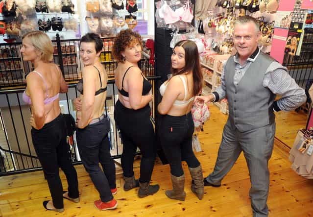 Sean Murray of Sean Murray Fashions, Skibbereen, who will attempt to make the record books for unclasping as many bras as possible in one minute in the shop on October 26th. in aid of the Irish Cancer Society Get The Girls fundraising campaign, photographed at the announcement with (from left) Marian Nealon, Siobhan O'Callaghan, Finola Byrne and Michelle Donelan. (Photo by Denis Minihane)