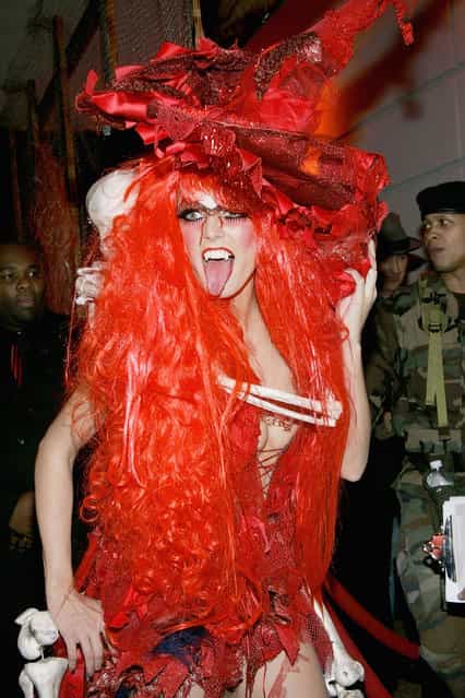 Model Heidi Klum attends her 5th Annual Halloween party at Marquee on October 31, 2004 in New York City. (Photo by Evan Agostini/Getty Images)