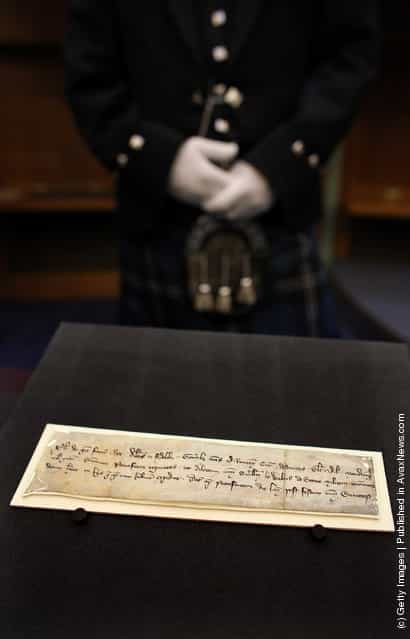 700 Year Old Letter Found In The Possession Of William Wallace Returns To Scotland