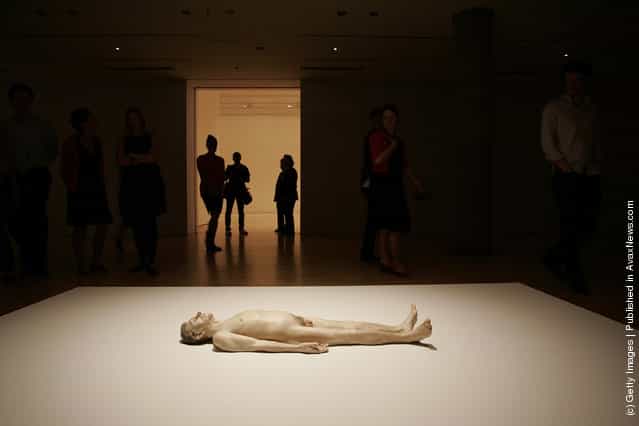 Dead Dad by Ron Mueck