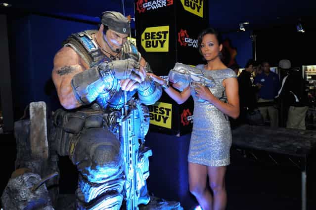 Worldwide Launch Of "Gears Of War 3"