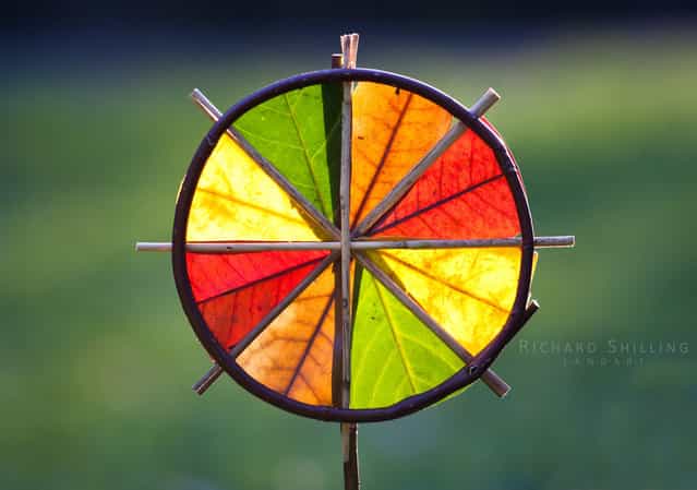 4 Colour Sun Wheel