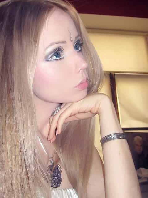Human Barbie Doll Valeria Lukyanova aka Naamah (Нахема) From The Ukraine