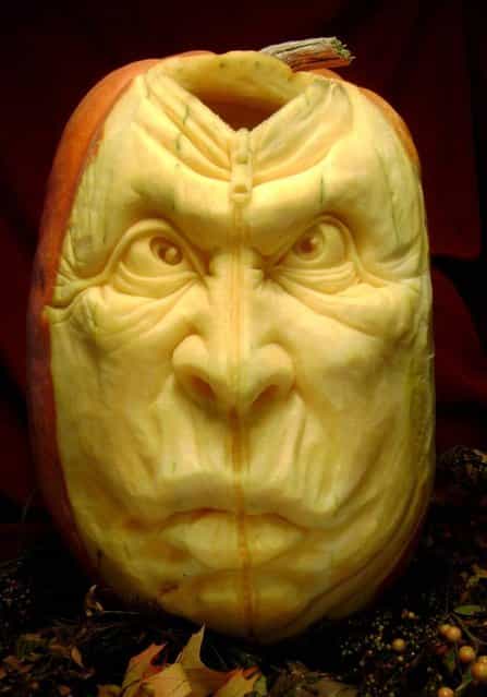 Pumpkin Carving - Amazing Work of Art by Ray Villafane