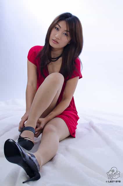 Sexy Asian Beauty. Hana – Red Dress