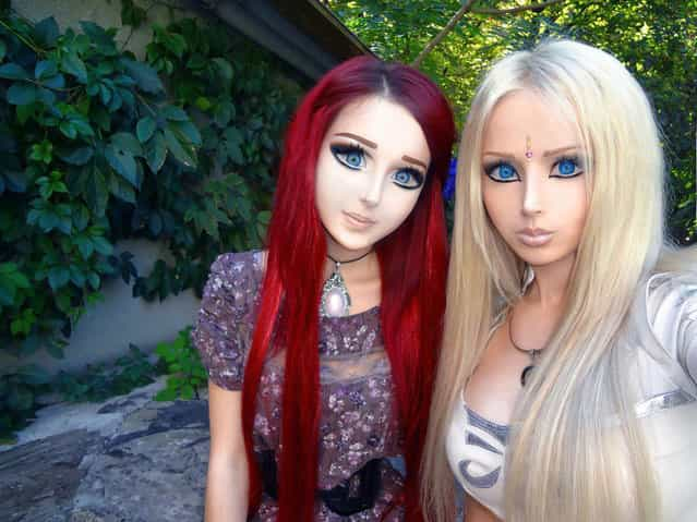 Human Dolls: Anastasiya Shpagina with Valeria Lukyanova. (Photo by Anastasiya Shpagina & Valeria Lukyanova)