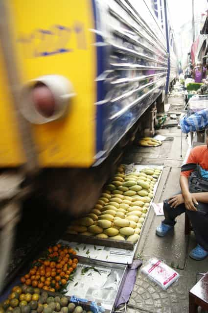 Maeklong Railway Market. (Photo by Sarah Marston)