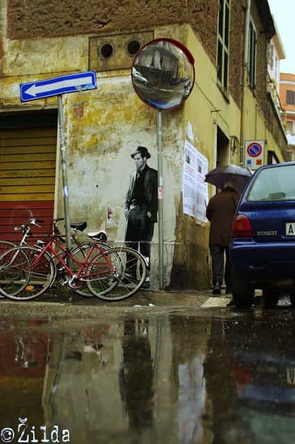 [Il ladro di biciclette]. Tor Pignattara, ROMA (Via della Marranella). Scena estratta da [Ladri di biciclette] di Vittorio De Sica girato nel 1948. (Photo by Žilda)